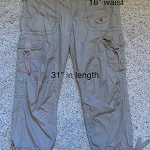 Calvin Klein capri pants